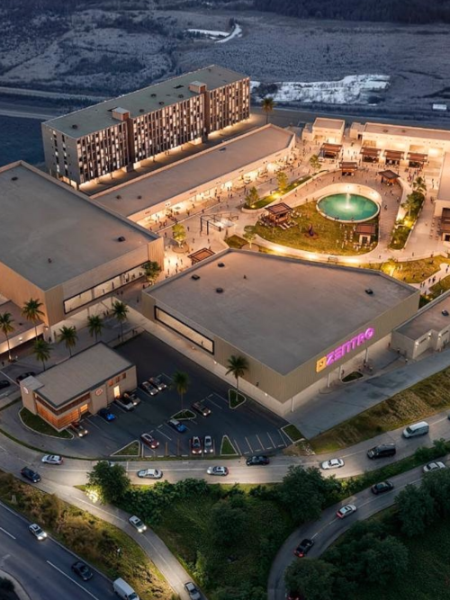 Plaza-OZENTRO__ Plaza OZENTRO