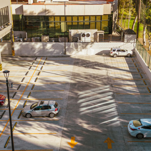 MREV Constructores - Plazas y Usos Mixtos -- Plaza OZENTRO