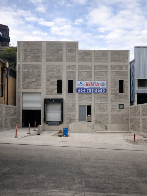 Construcción de Bodega Pacífico, bodega industrial de 600 m² en parque industrial, ejecutada por MREV Constructores Construcción de Bodega Pacífico, bodega industrial de 600 m² en parque industrial, ejecutada por MREV Constructores